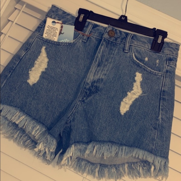 MuMu Blue - Jean Shorts - Picture 1 of 2